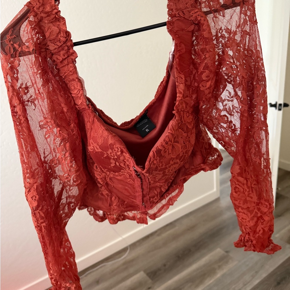 Red Lace Long Sleeve Crop Top